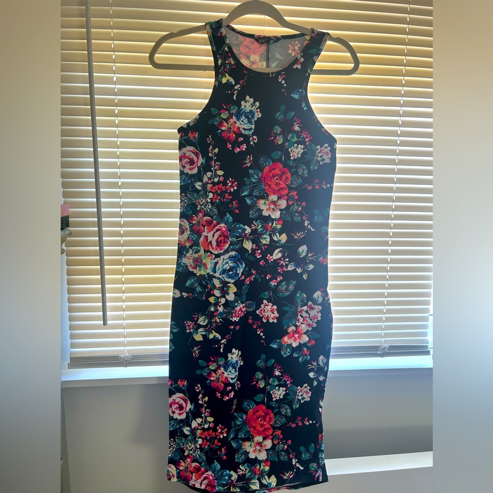 Express dress, over the knee, figure hugging, size M